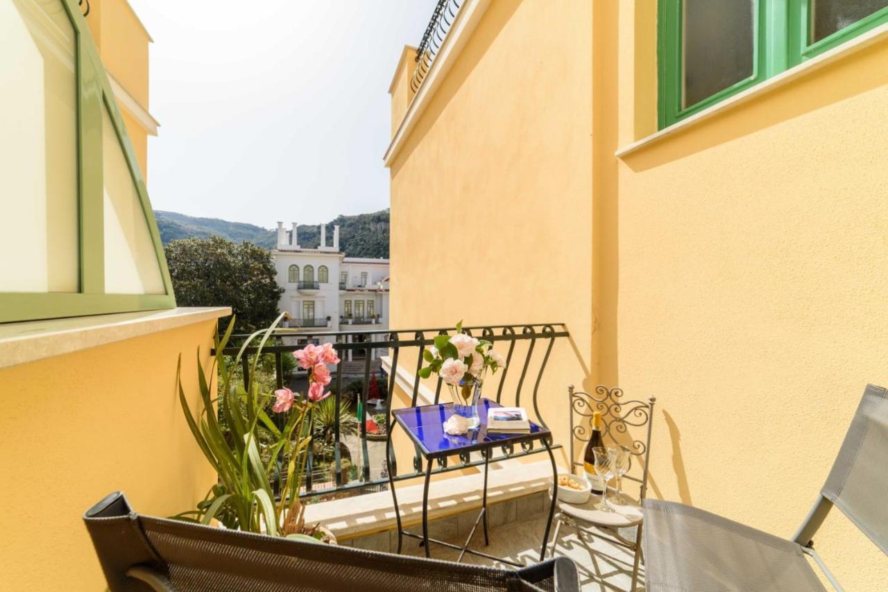 La Camelia Apartment Sorrento Exterior photo